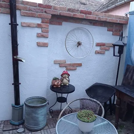 Revans Teázó Apartman- Belváros Apartman *