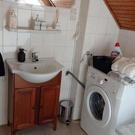 Revans Teázó Apartman- Belváros * Pápa